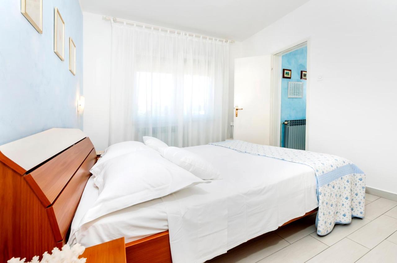 Apartment Casa Banko โรวีน ภายนอก รูปภาพ