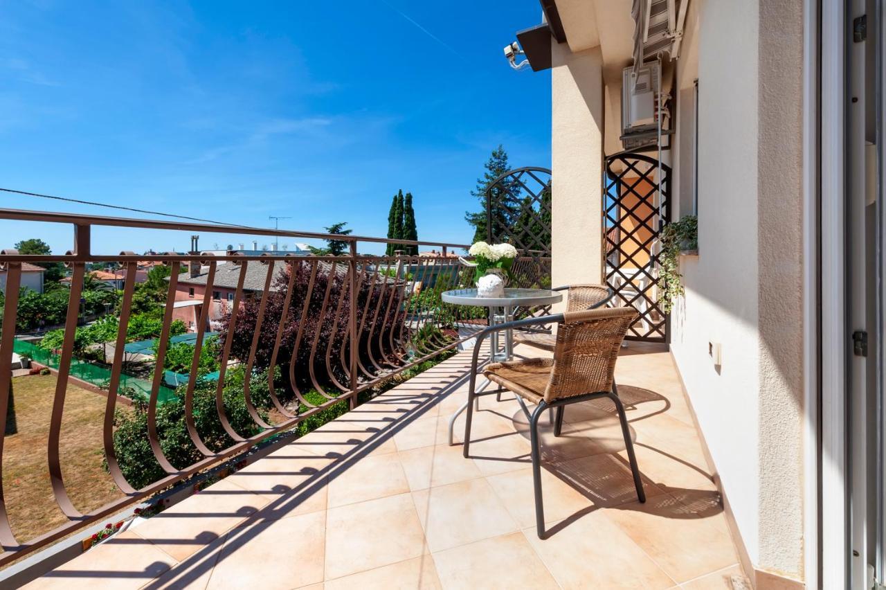 Apartment Casa Banko โรวีน ภายนอก รูปภาพ