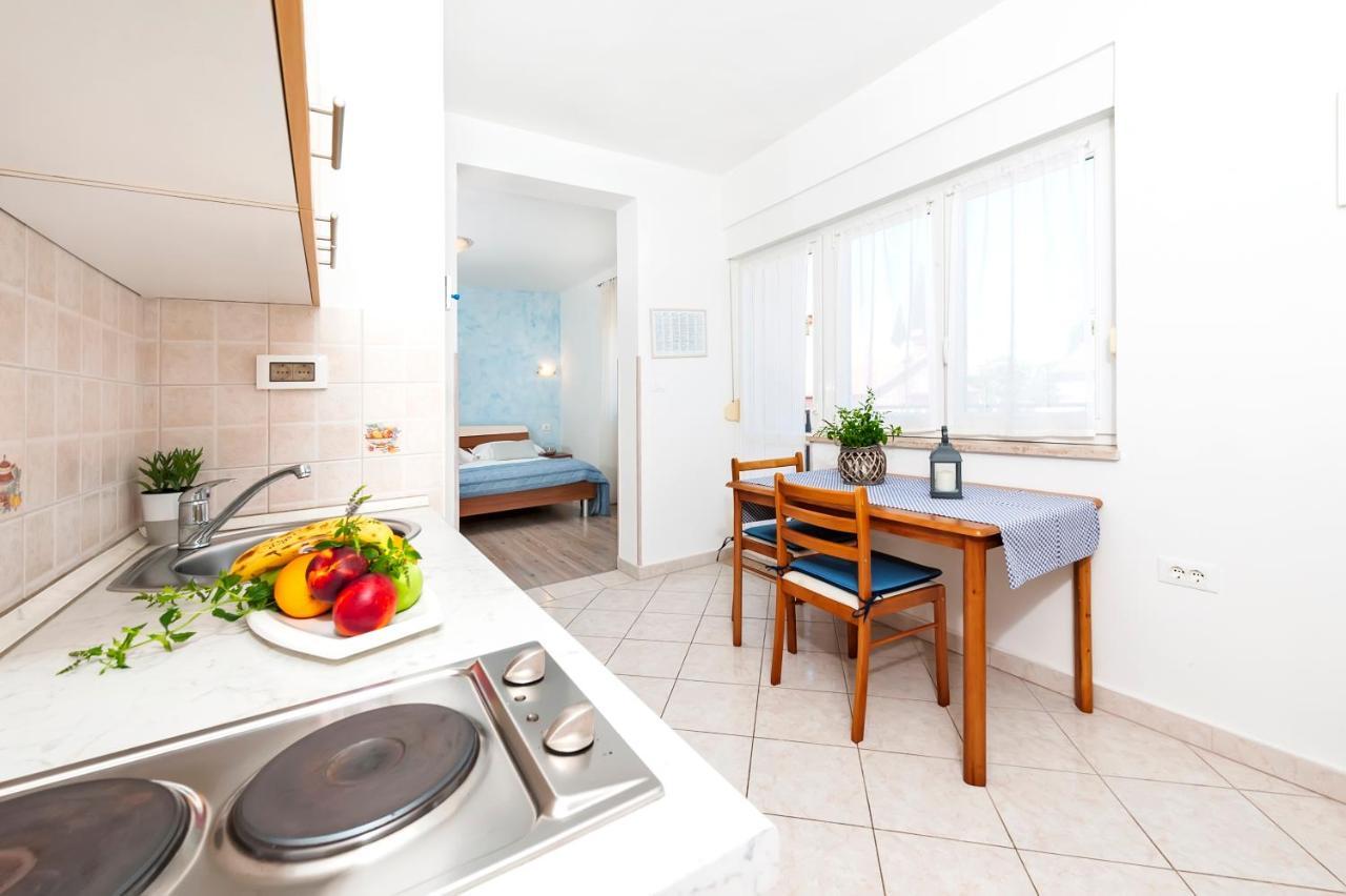 Apartment Casa Banko โรวีน ภายนอก รูปภาพ