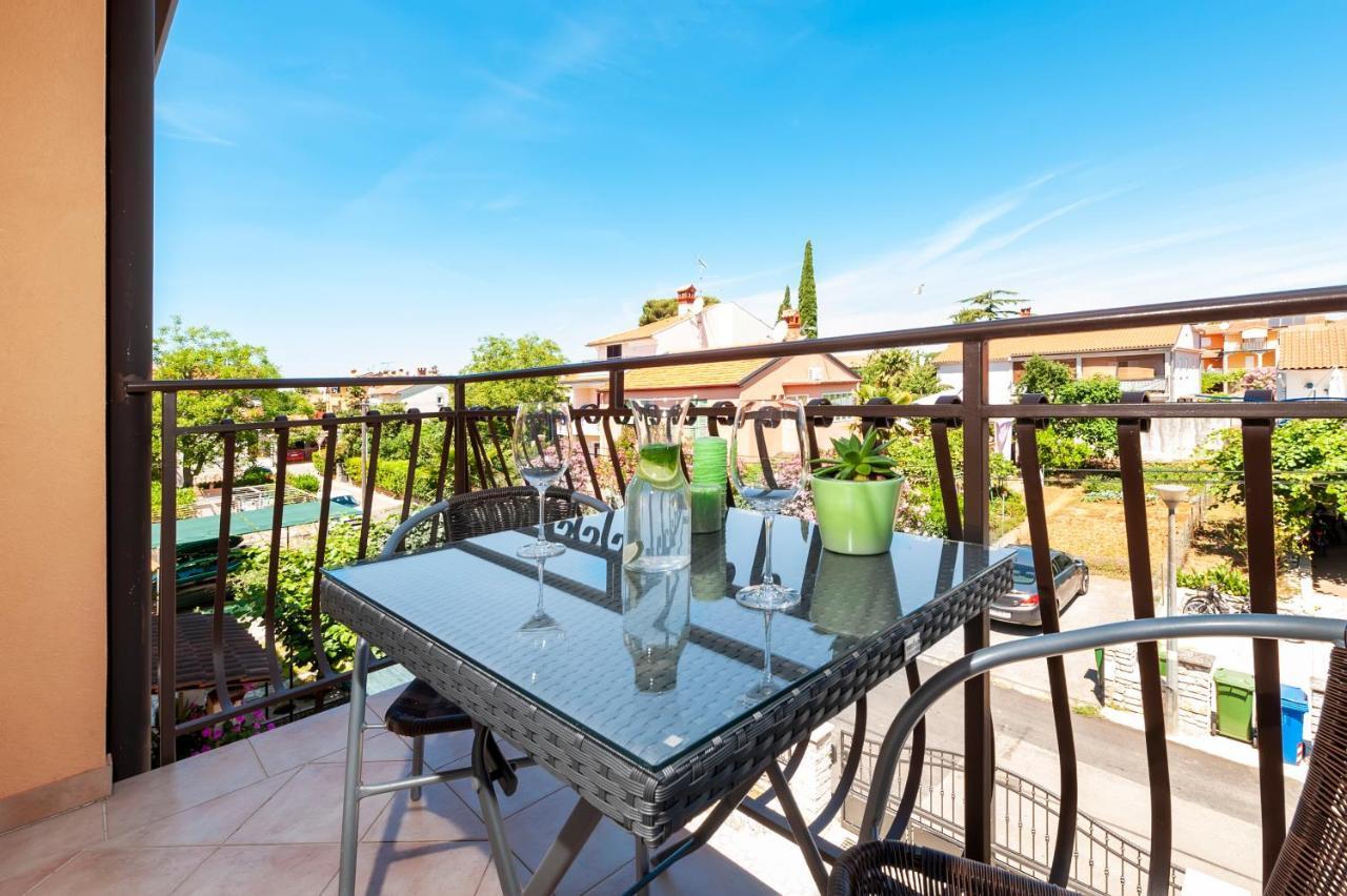 Apartment Casa Banko โรวีน ภายนอก รูปภาพ