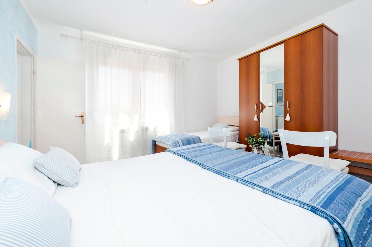 Apartment Casa Banko โรวีน ภายนอก รูปภาพ