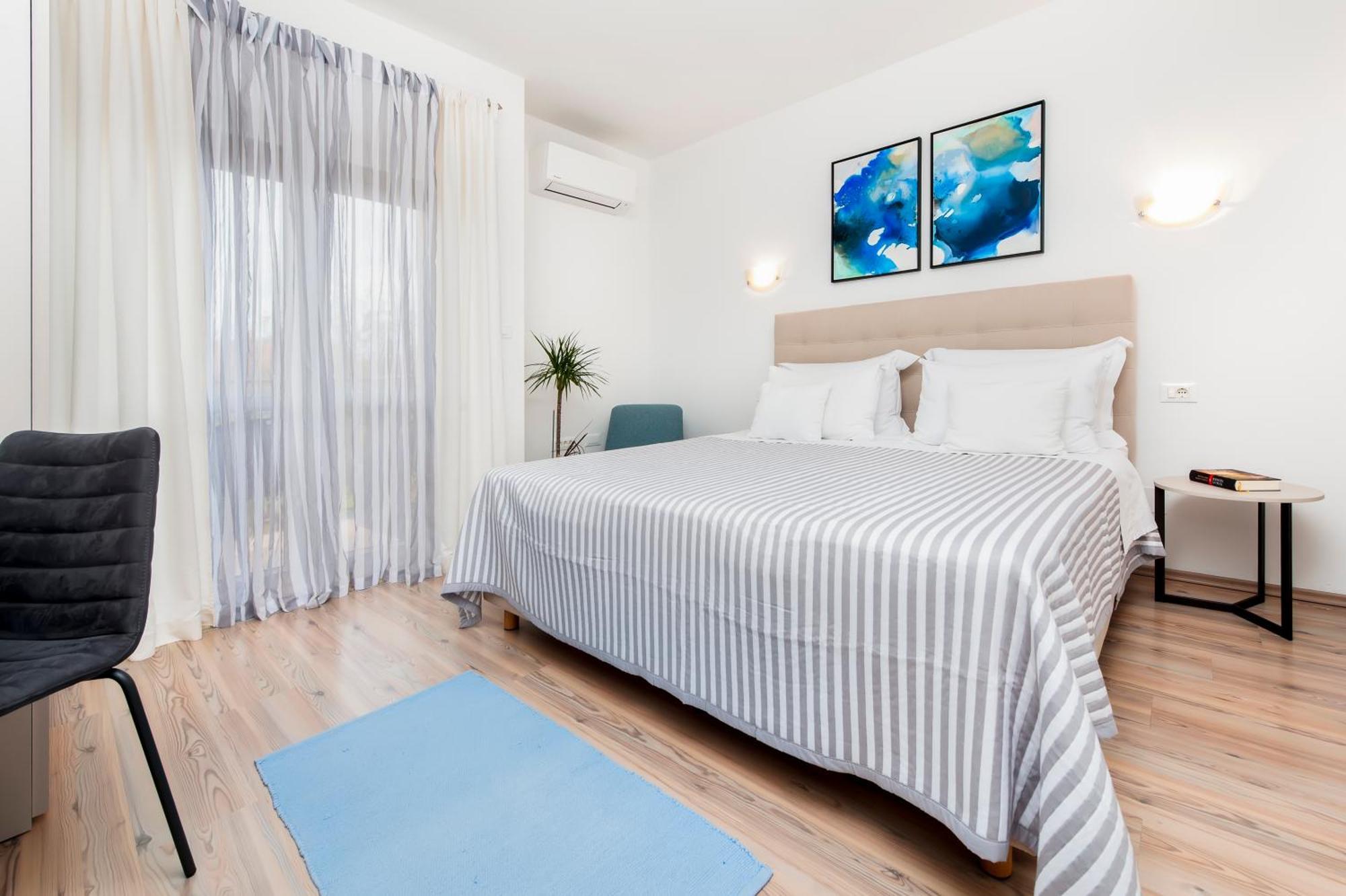 Apartment Casa Banko โรวีน ภายนอก รูปภาพ